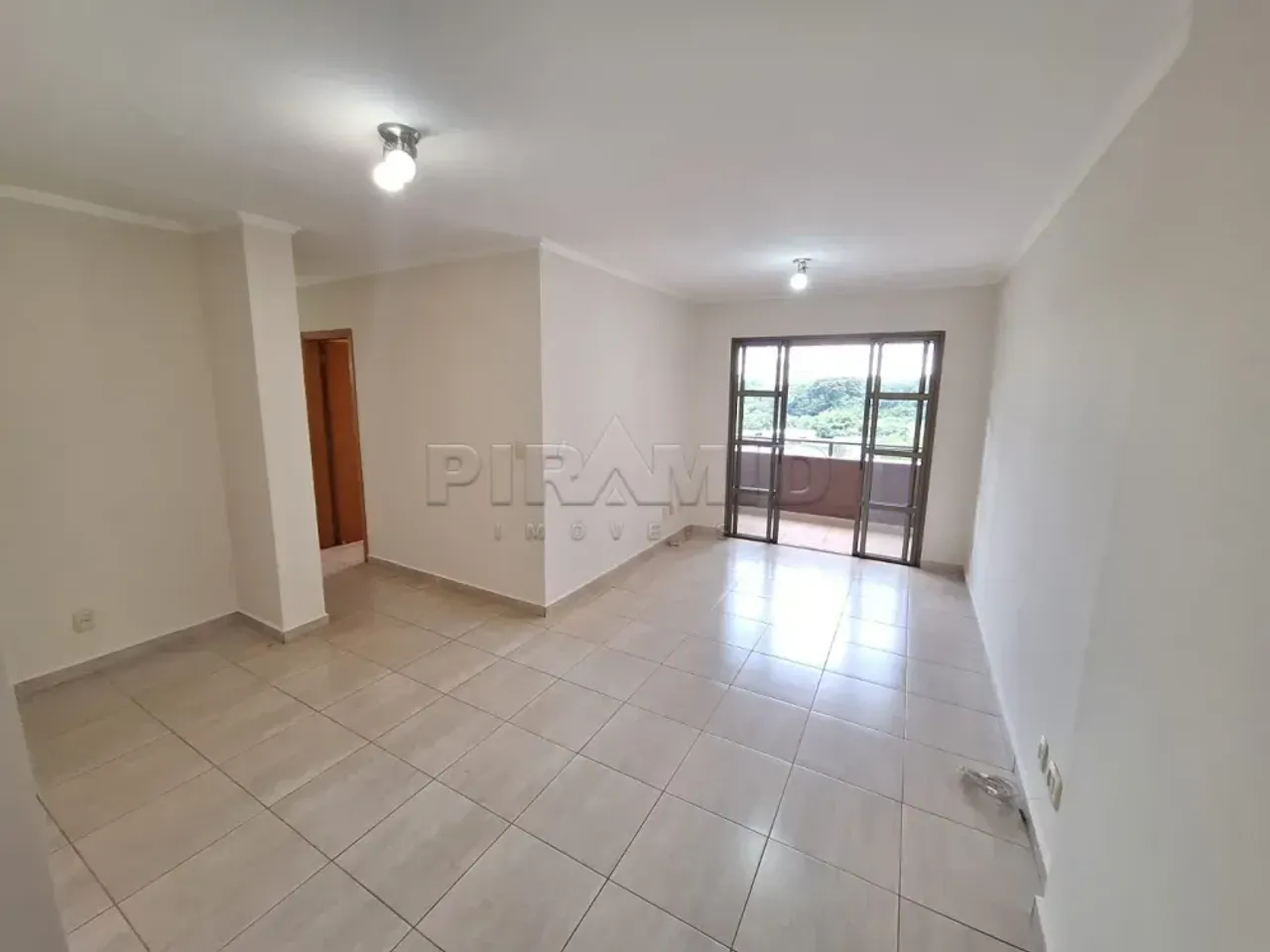 Apartamento padrão, Bairro Santa Cruz, Zona Sul em Ribeirão Preto/SP;