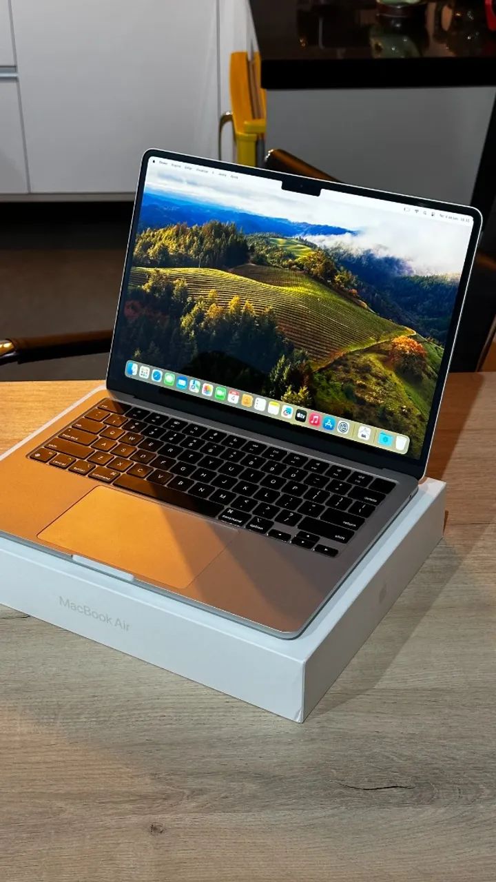 MacBook Air M2 2022 8GB Ram | 256GB SSD Silver - Saúde Bateria 95