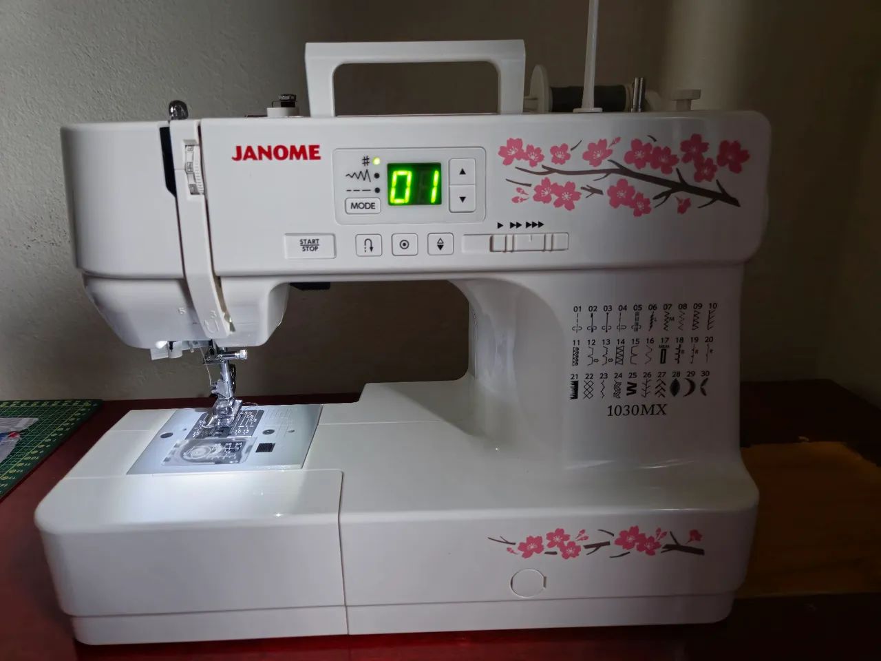 Máquina de Costura Janome 1030MX