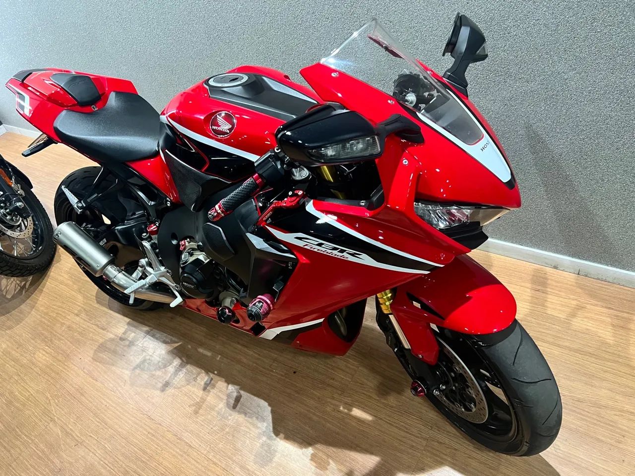 CBR1000rr FIREBLADE  - Foto 2