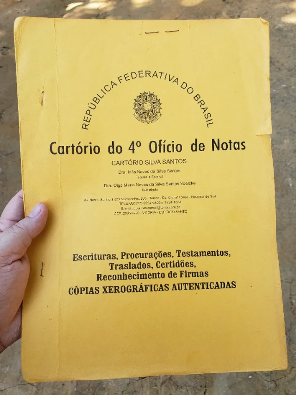 Vendo Casa/Terreno - Escriturada / Rua asfaltada (aceito entrada / carro / moto)