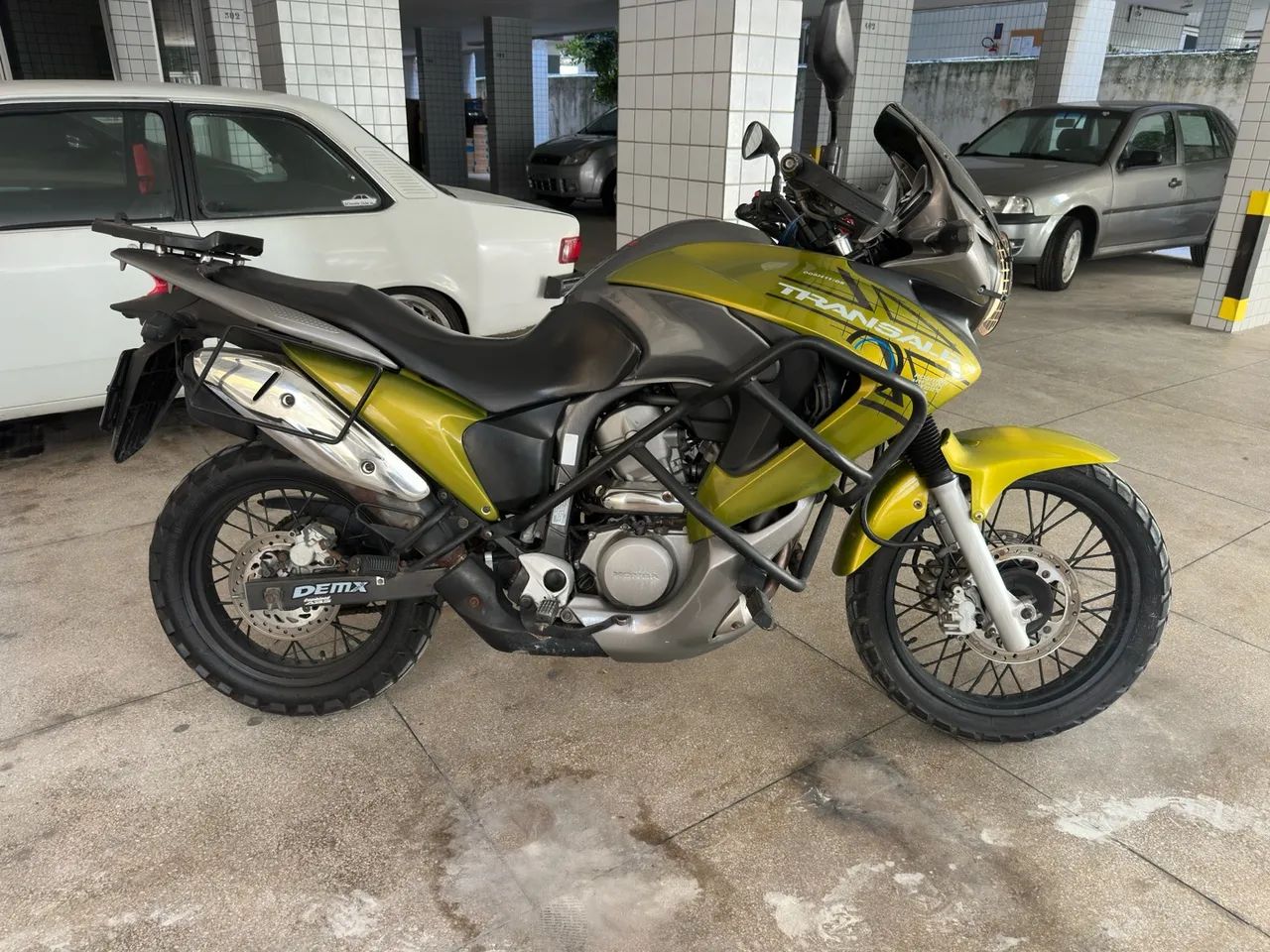 Honda Transalp 700cc 2012 muito nova  - Foto 9