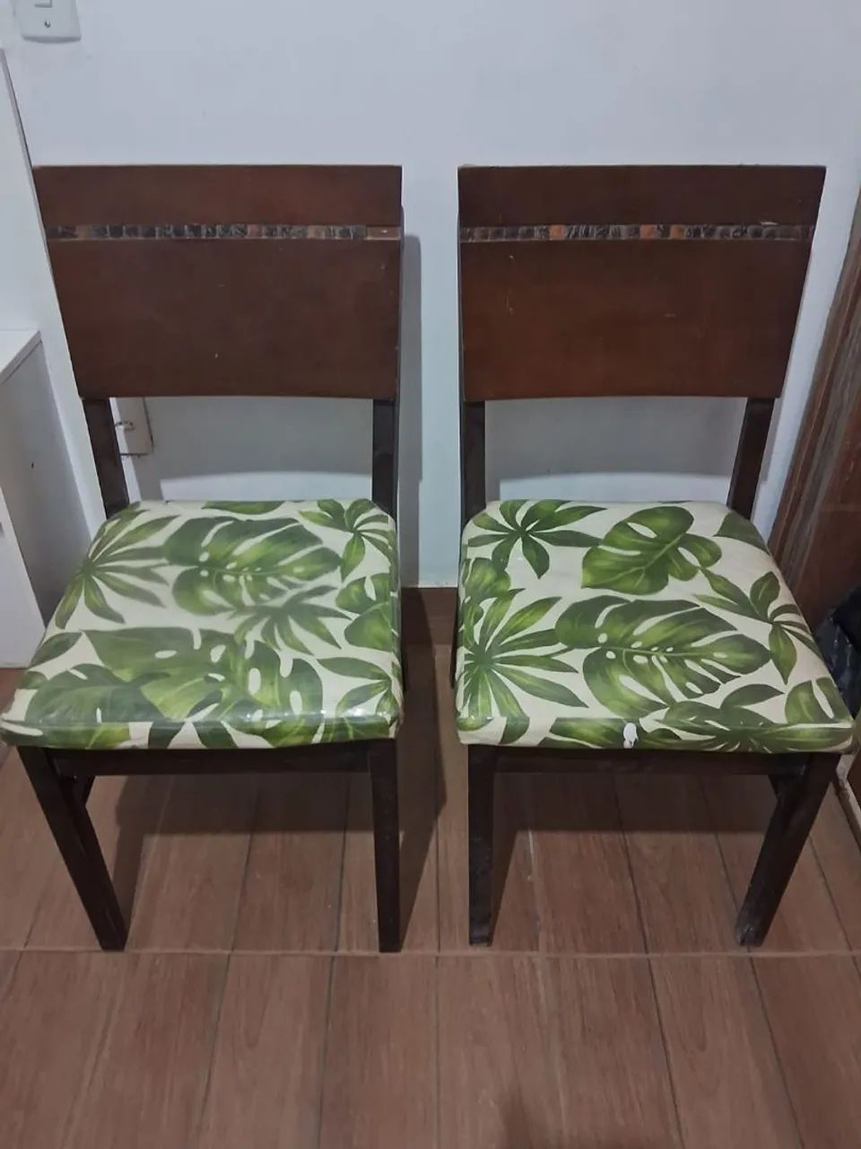 Conjunto de Cadeiras  com estofado - Foto 2