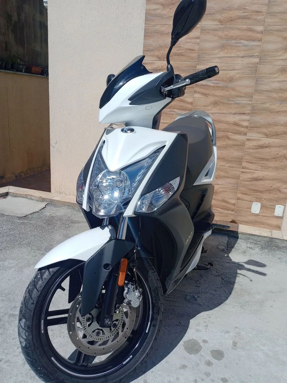 Kymco Agility Nuovo People 150 HOT Agility R16 Kymco Agility