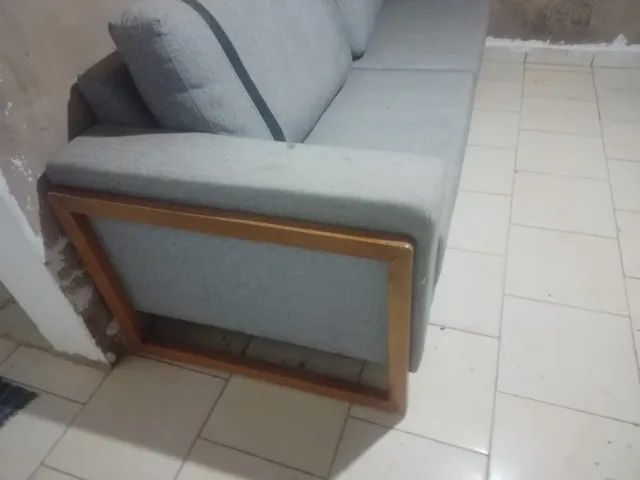 Selling a fixed sofa, 2.20 m, made of treated wood and D33 foam64728971997699122