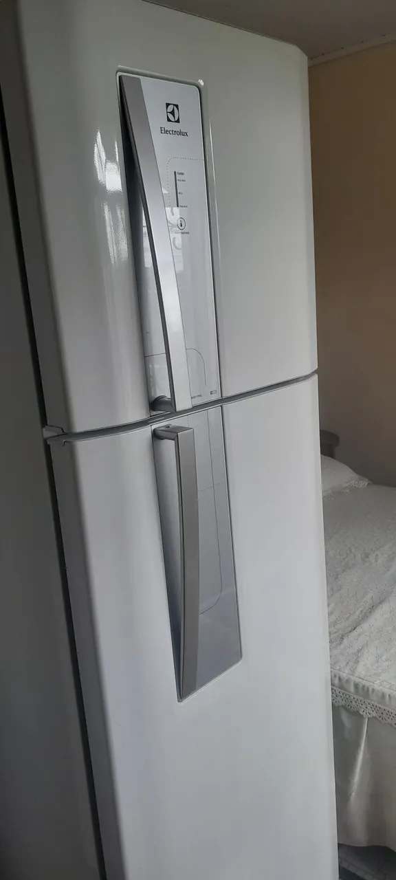 Geladeira electrolux