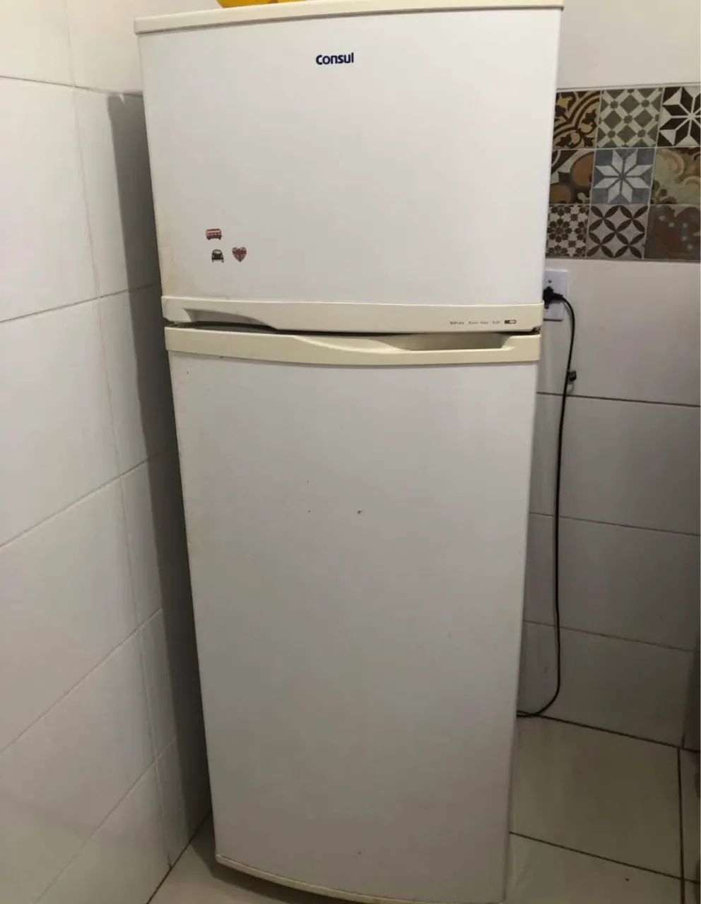 Geladeira (não gela em baixo) 64739932905475120