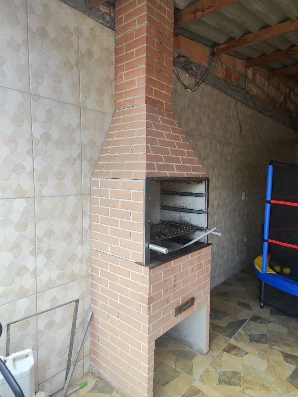 Churrasqueira Pré-Moldada com Chaminé - Tijolinho R$ 650 - Foto 2