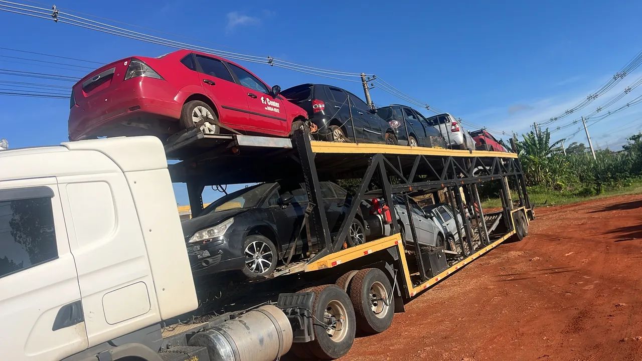 Ajudante de mecânico / Desmontador de carros