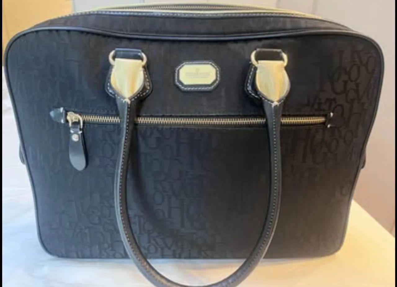 Bolsa Feminina Preta executiva Vitor Hugo