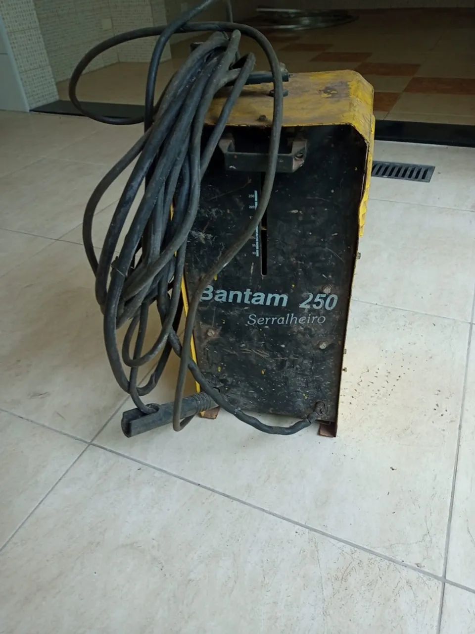 Solda Bantam 250 Serralheiro