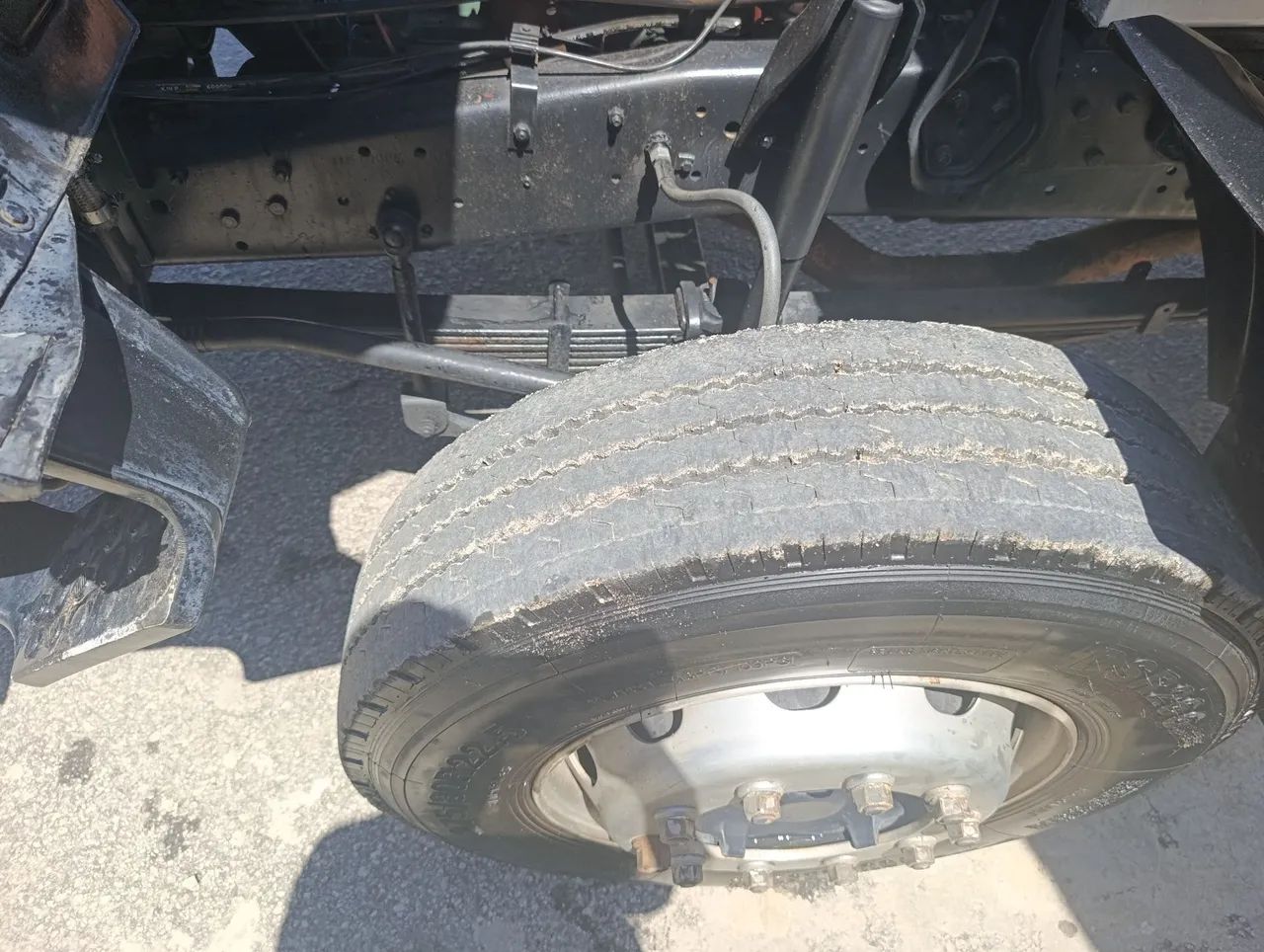 1718 vendo somente no chacis tel * tbm troco em automóvel ou camionete. - Foto 5