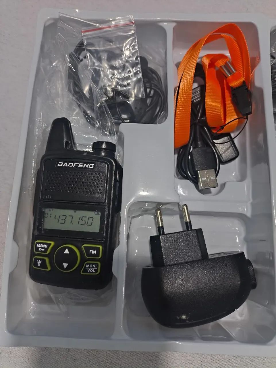 MiNi Walkie Talkei Balfeng Bft1 (São dois Rádios)  - Foto 3