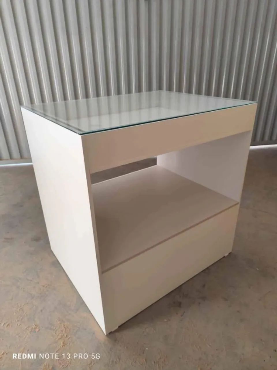 Ilha em MDF Com gavetas 100x100x80 - Tampo de vidro 