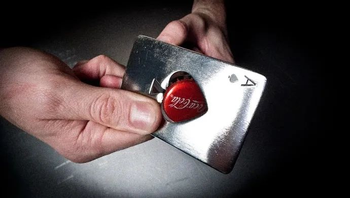 Abridor de garrafas em forma de Carta de Baralho - Foto 3