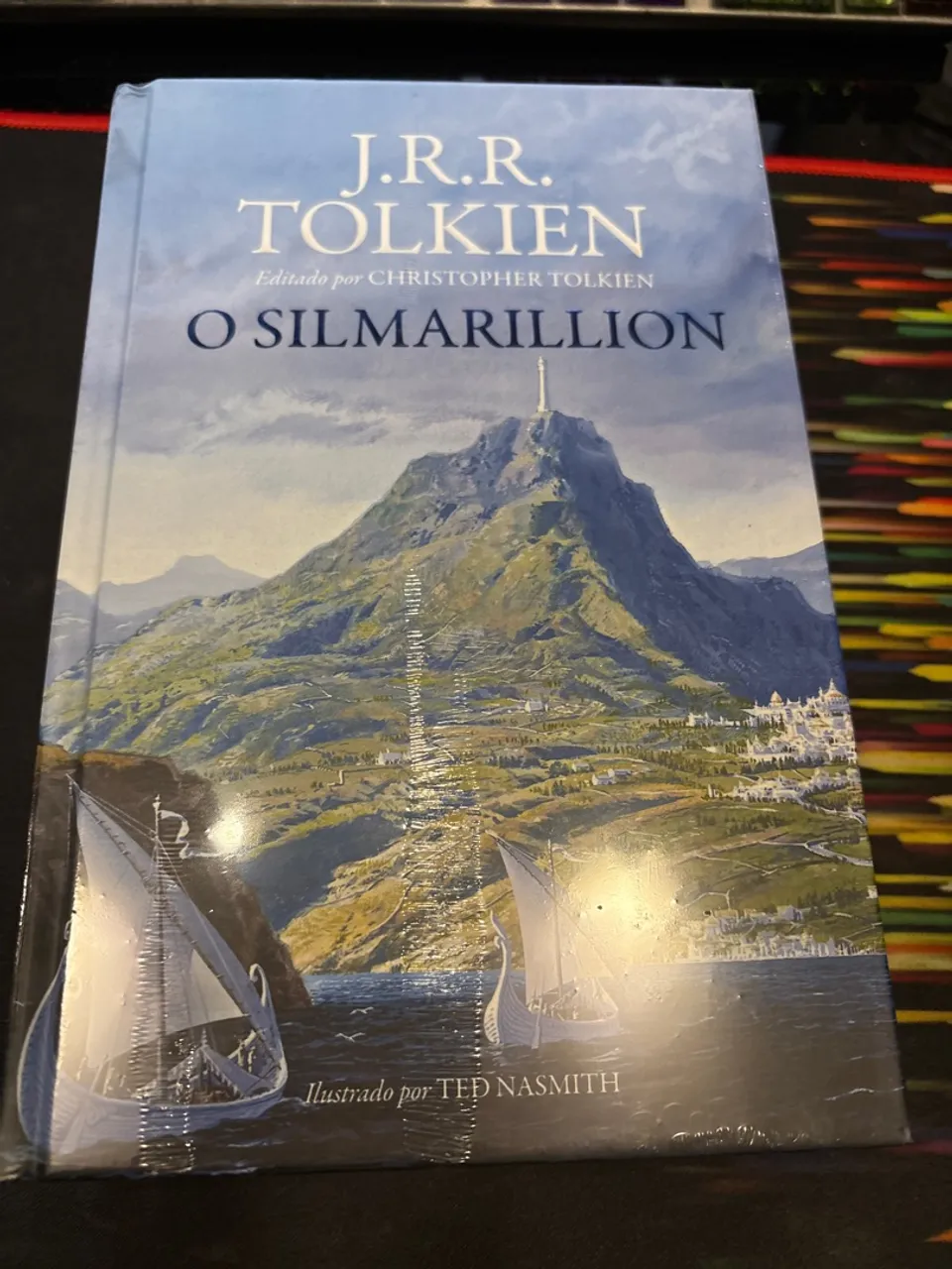 O Silmarillion - J.R.R. Tolkien + Poster