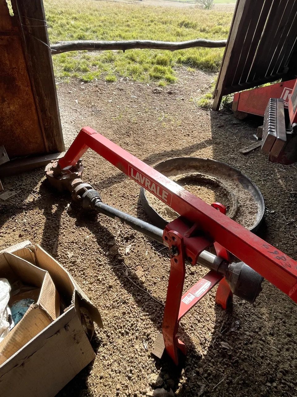 Perfurador de Solo Lavrale linha Agrale