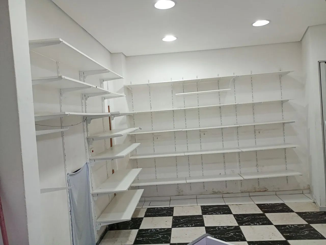 Vendo prateleiras comercial  - Foto 2