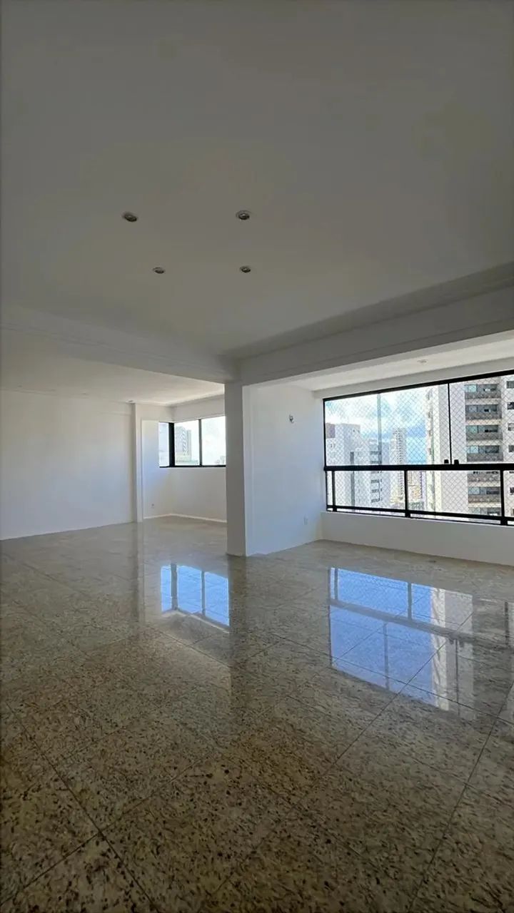 EXCELENTE APT PARA LOCAÇÃO EM BOA VIAGEM 182M² 04 QTOS SENDO 3 SUITES ANDAR ALTO COM MÓVEI - Foto 5