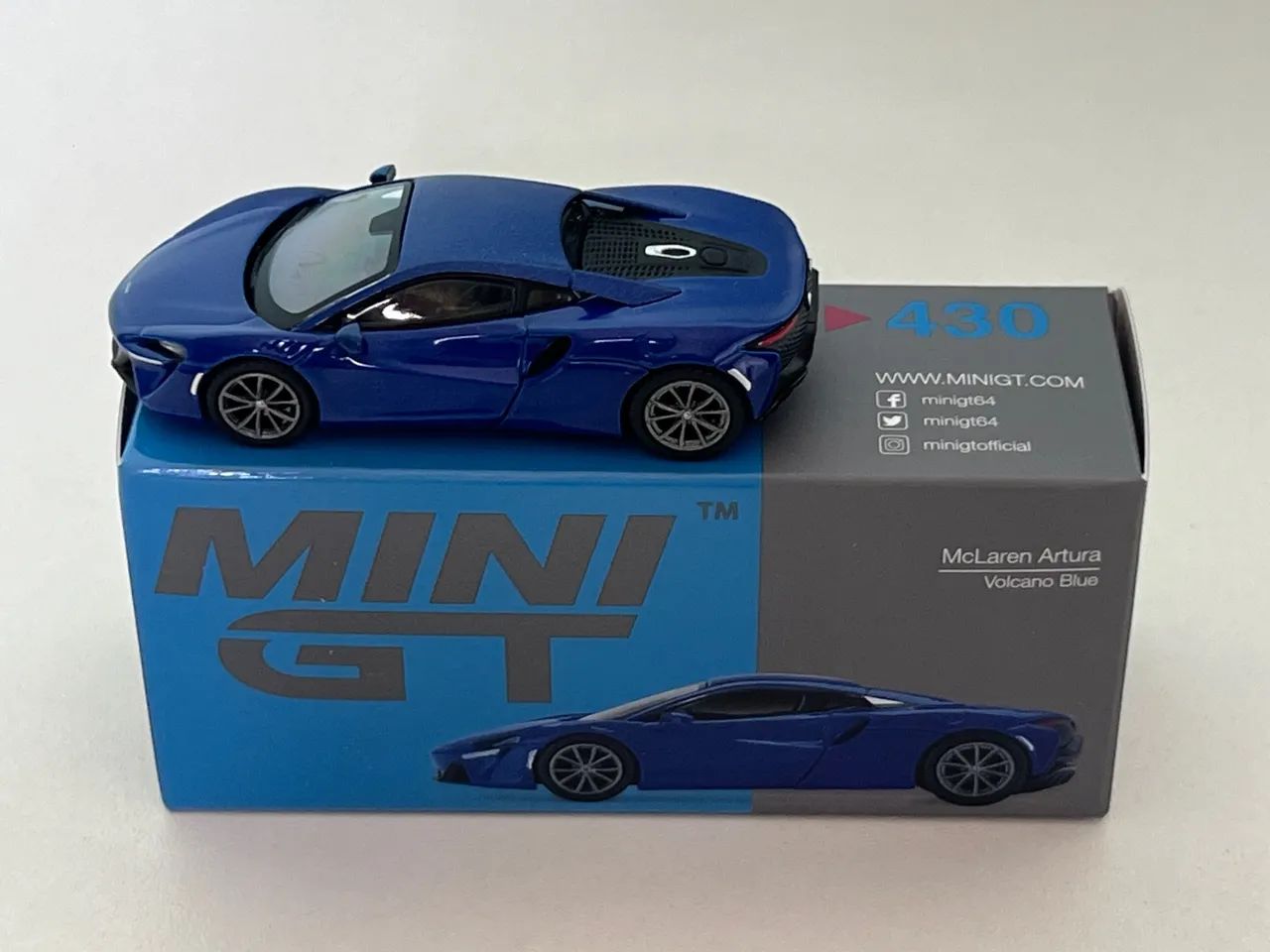 Mini GT 430 - McLaren Artura 1:64 - Hobbies e coleções - Brasília