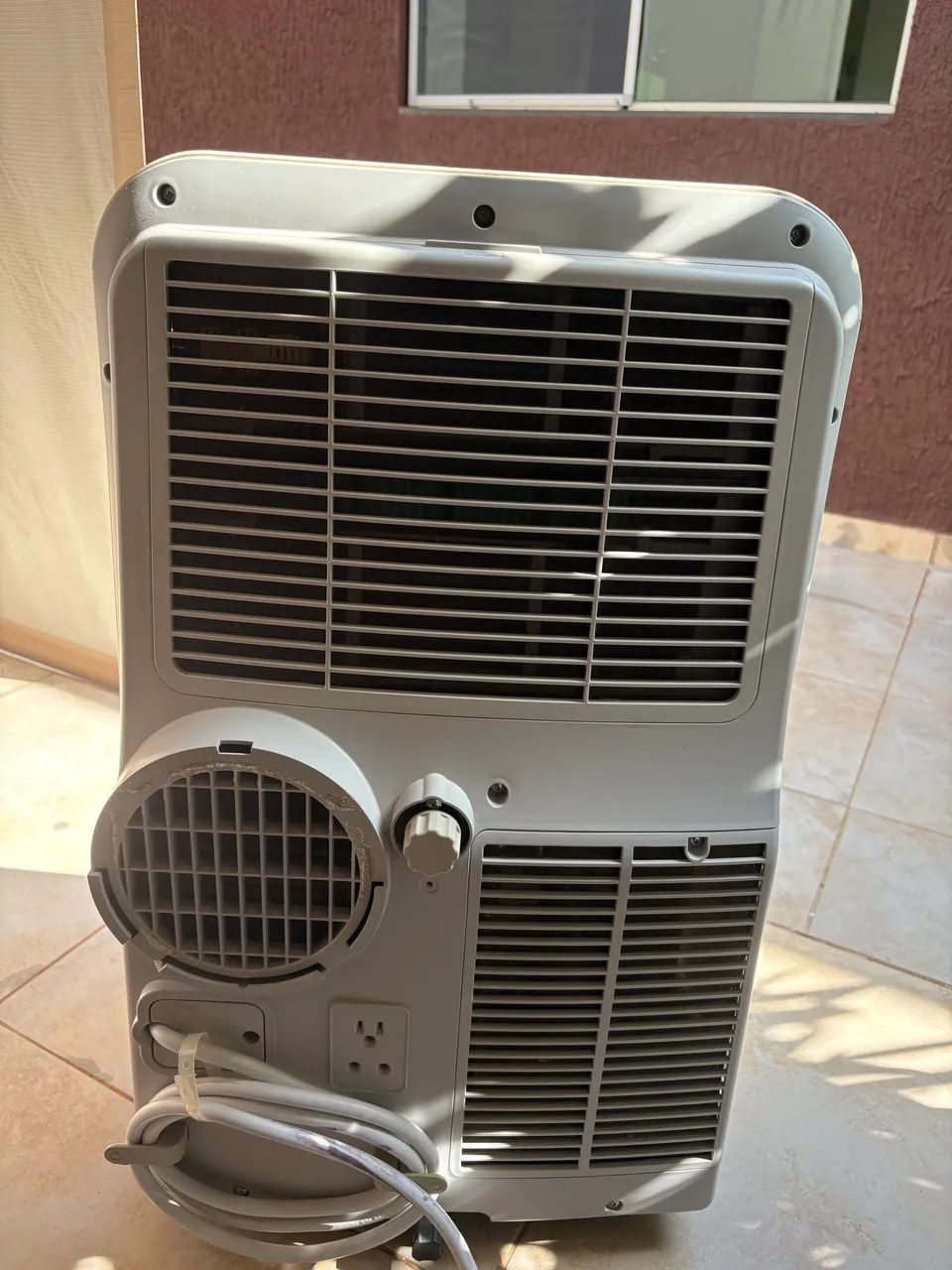 Ar condicionado portátil 12.000 Btus - Foto 2
