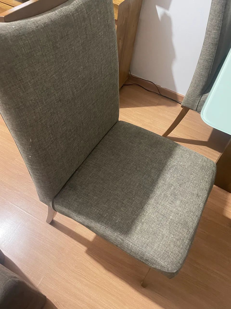 Vendo mesa 4 cadeiras 64573993988610121