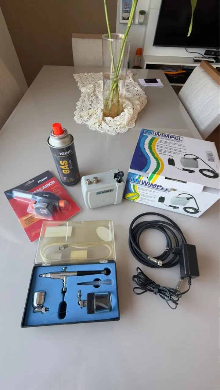 Kit Aerógrafo com Compressor e Acessórios
