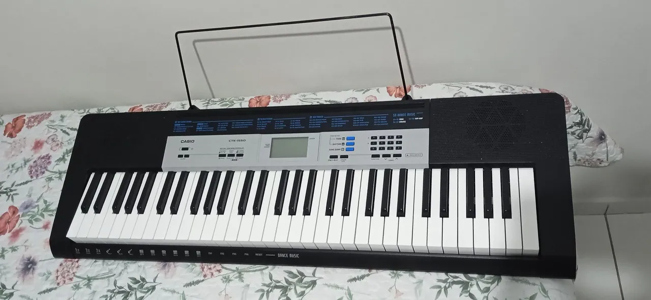 Teclado Musical Casio CTK-1550