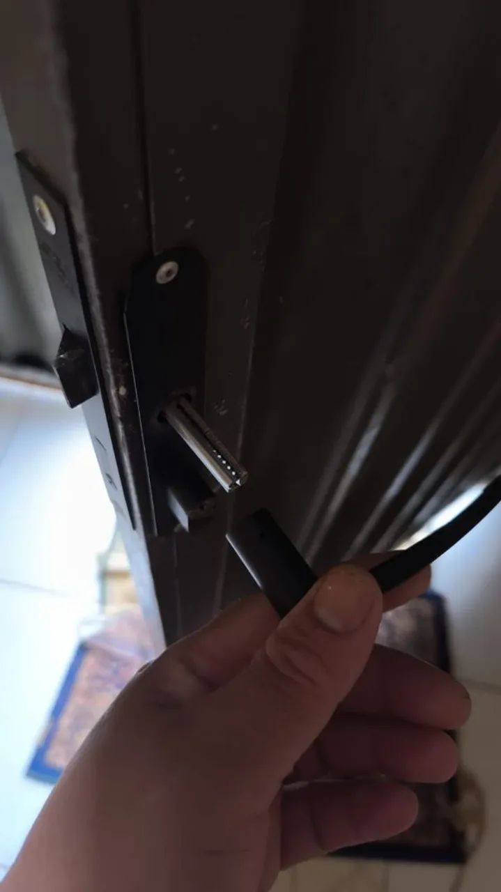 FAZEMOS troca Fechadura de Segurança para Porta - Foto 2