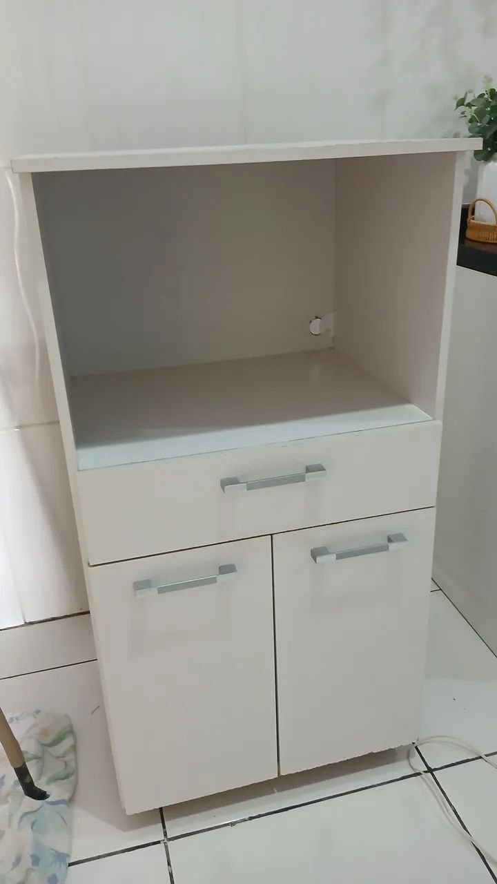 Vendo armário 64596225760898120