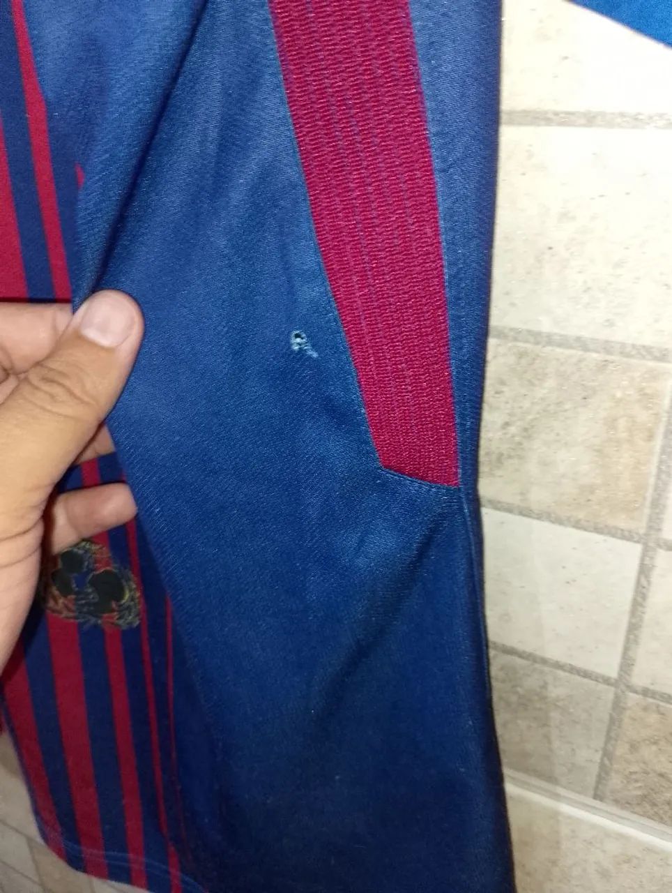 Camisa  de futebol Barcelona Rakuten - Tamanho M - Foto 3