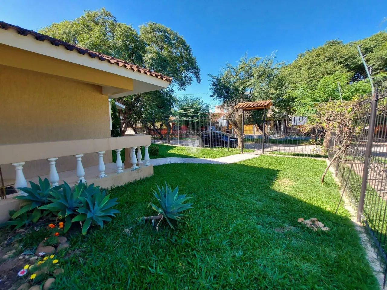 Casa 4 dormitórios para vender ou alugar Camobi Santa Maria/RS - Foto 2