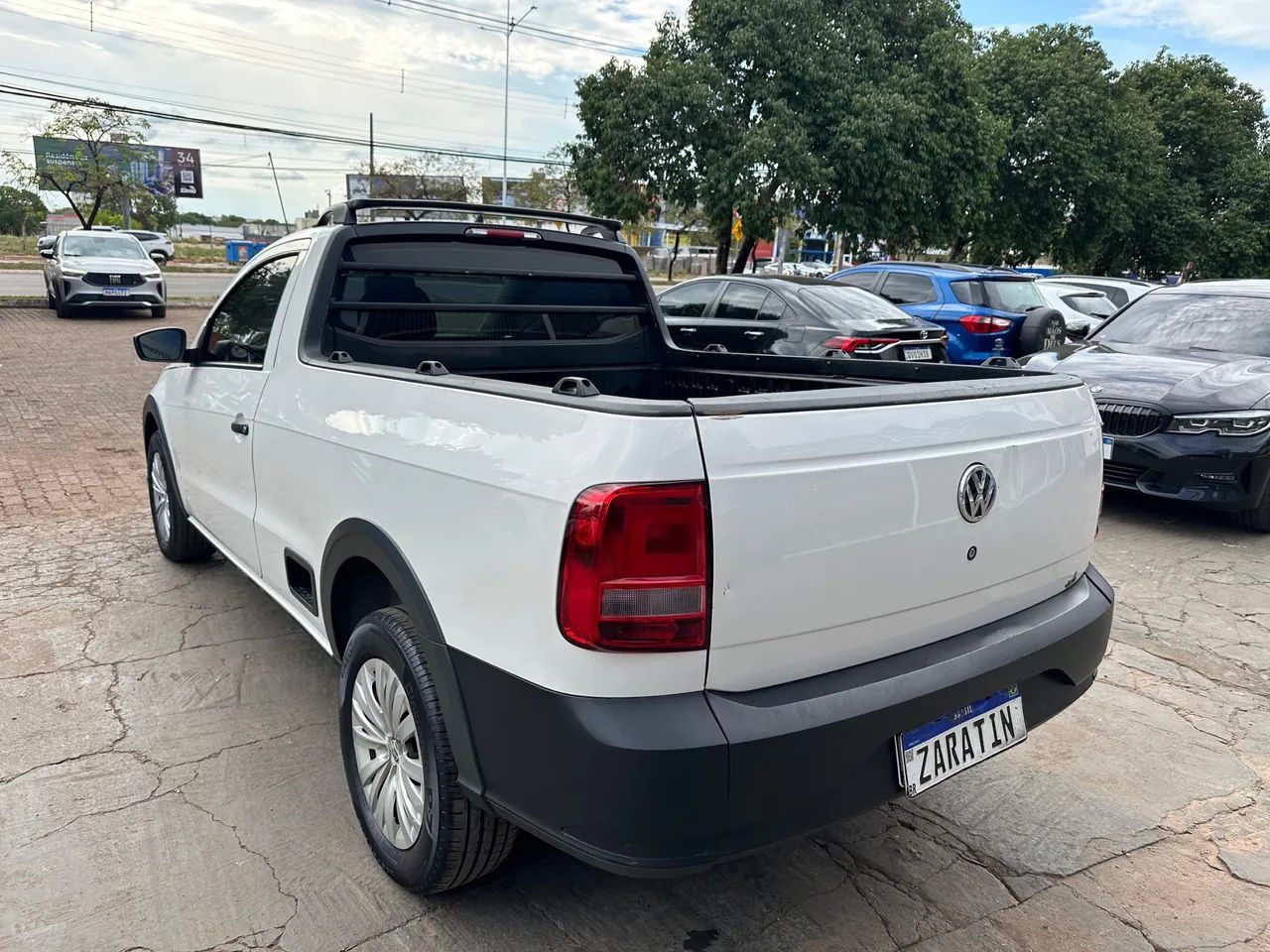 Volkswagen Saveiro Robust 1.6 Total Flex 16V 2023 - Foto 2