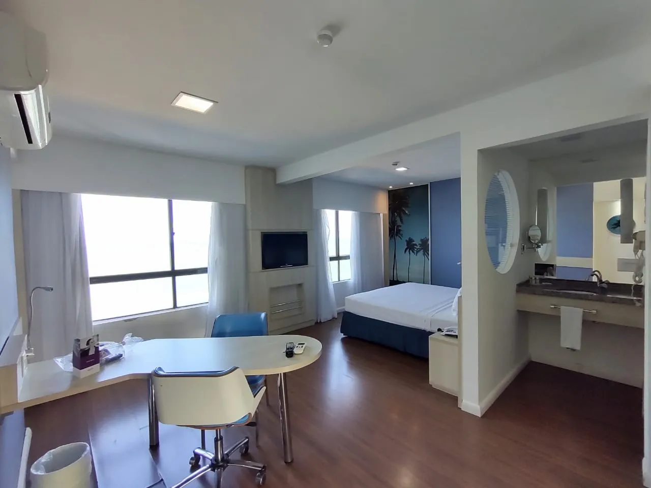 Hotel Mercure vista para Mar para Férias com piscina e academia