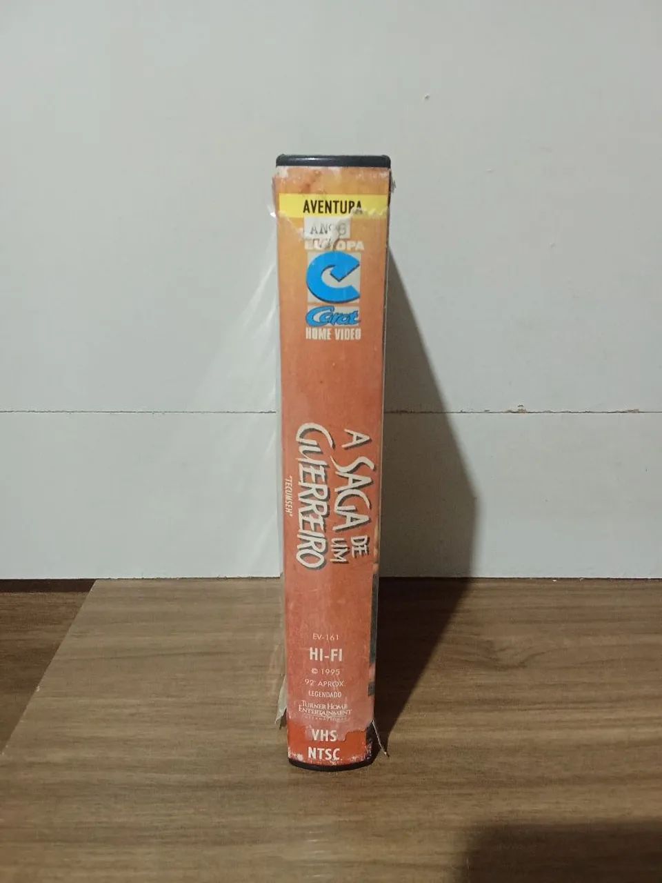 Vhs filme a saga de um guerreiro (legendado) - CDs, DVDs etc