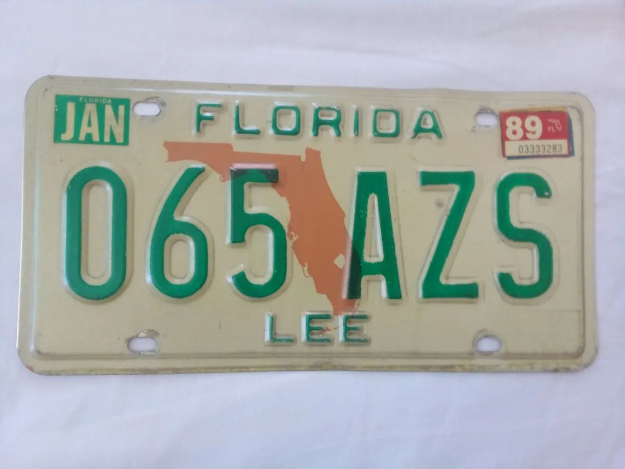 PLACA ANTIGA DE CARRO AMERICANO 