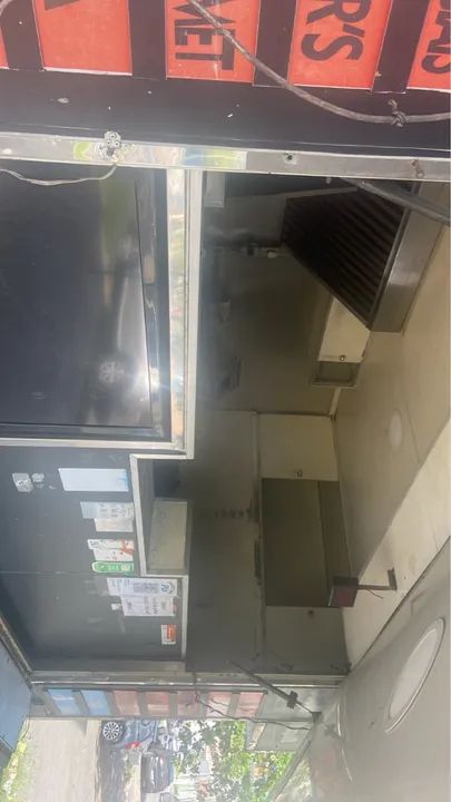 Food Truck + mas chapa mas bancada de inox mas friezzer mas fritadeira - Foto 3