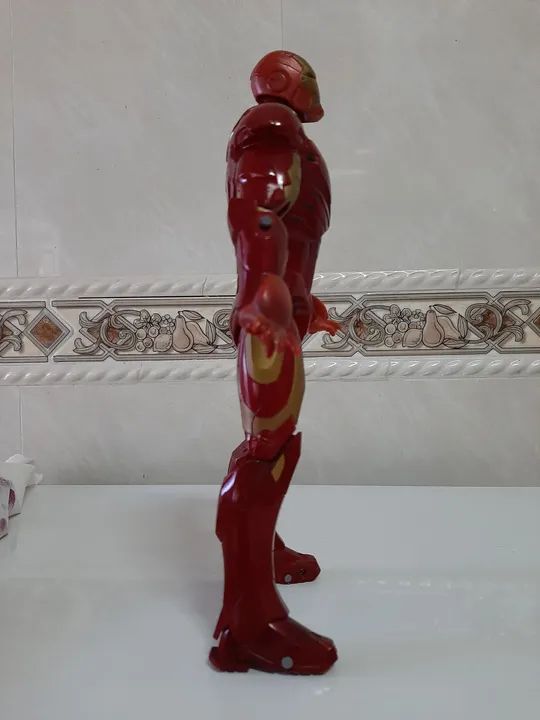 Homem de ferro (Iron Man) Action figure Hasbro - Foto 2