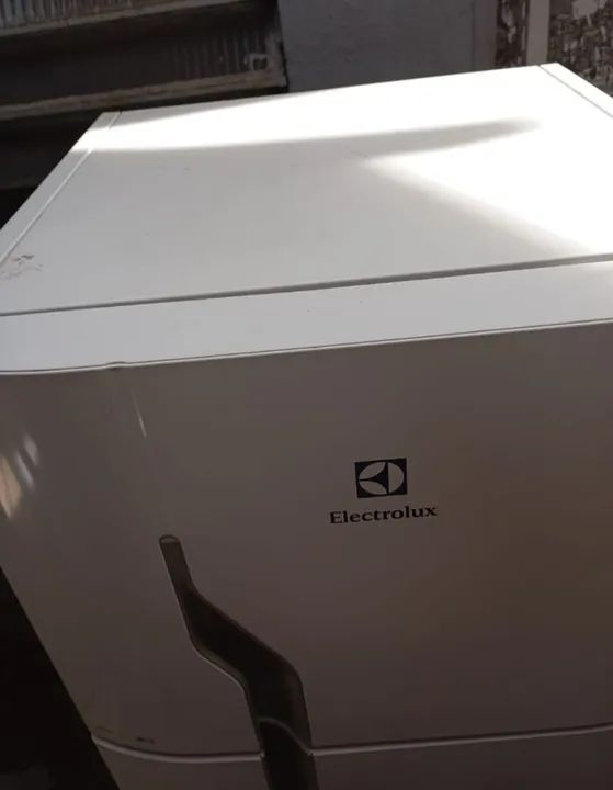 Geladeira Electrolux 110v.  Placa fria DC34. Muito linda. - Foto 4