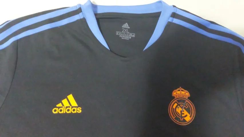 Camisa Real Madrid - Treino 22/23 Preta Adidas 2GG  - Foto 2