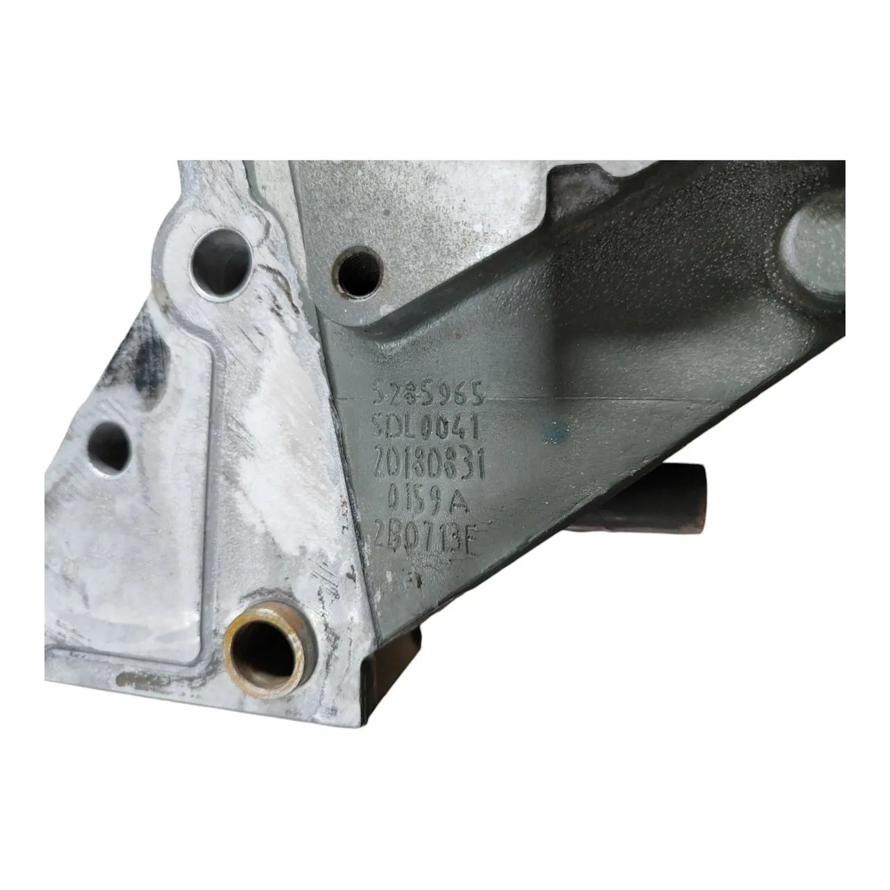Carcaça Distribuição Motor Cummins Isf Vw 11180 Orig.  E2126 - Foto 8