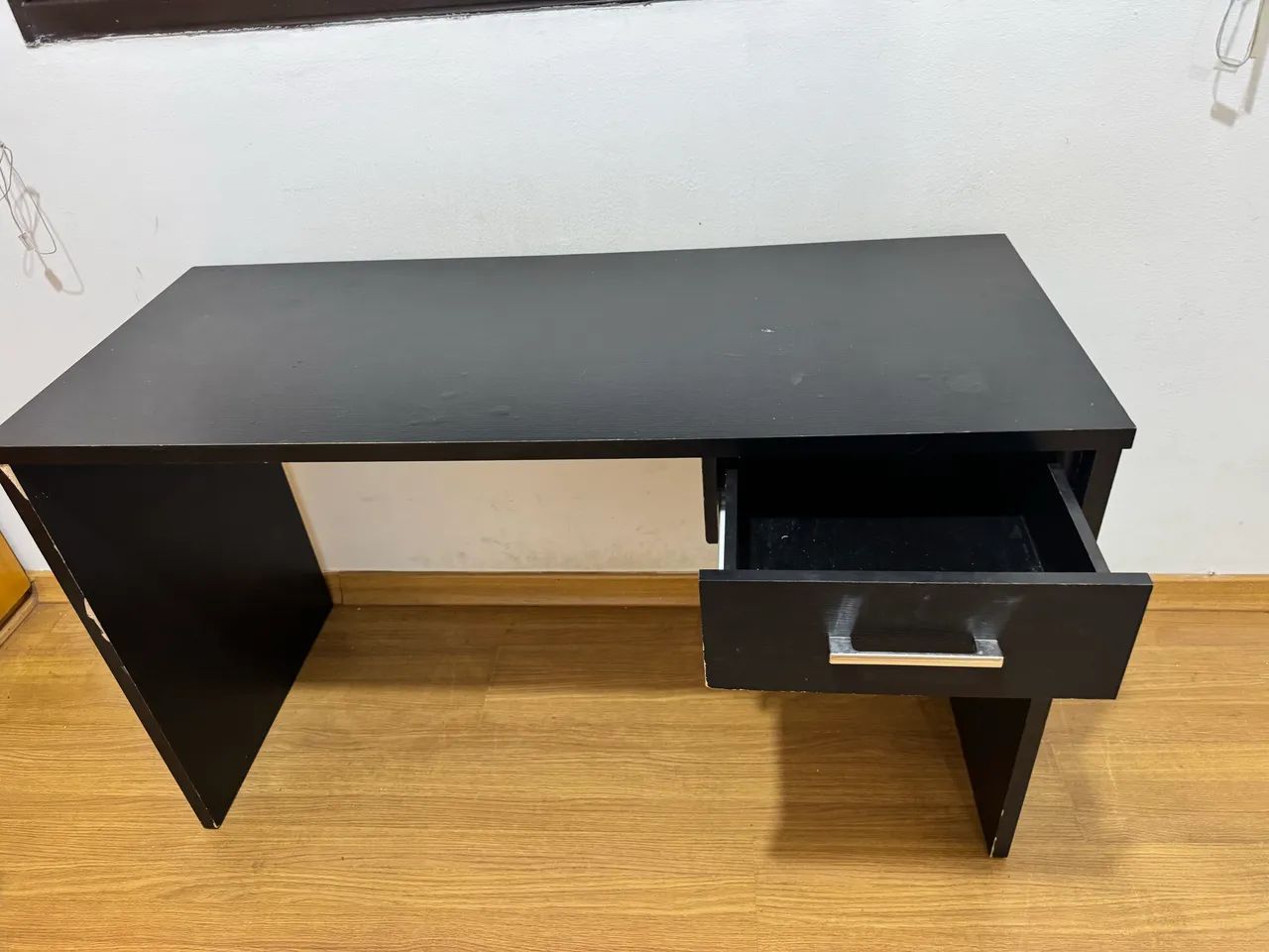 MESA DE ESTUDO USADA EM BOM ESTADO 64375104800131121