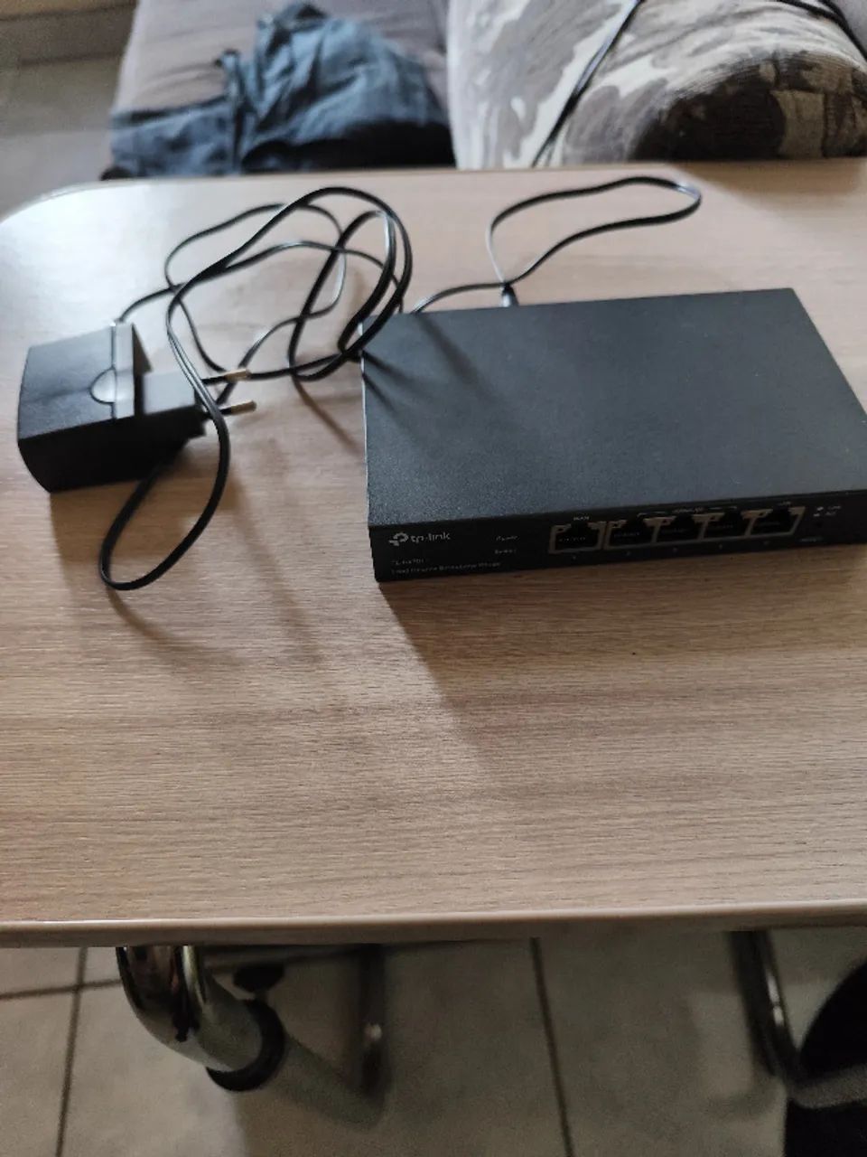 Selling TP-Link TL-R470T+ load balance router64529516328322123