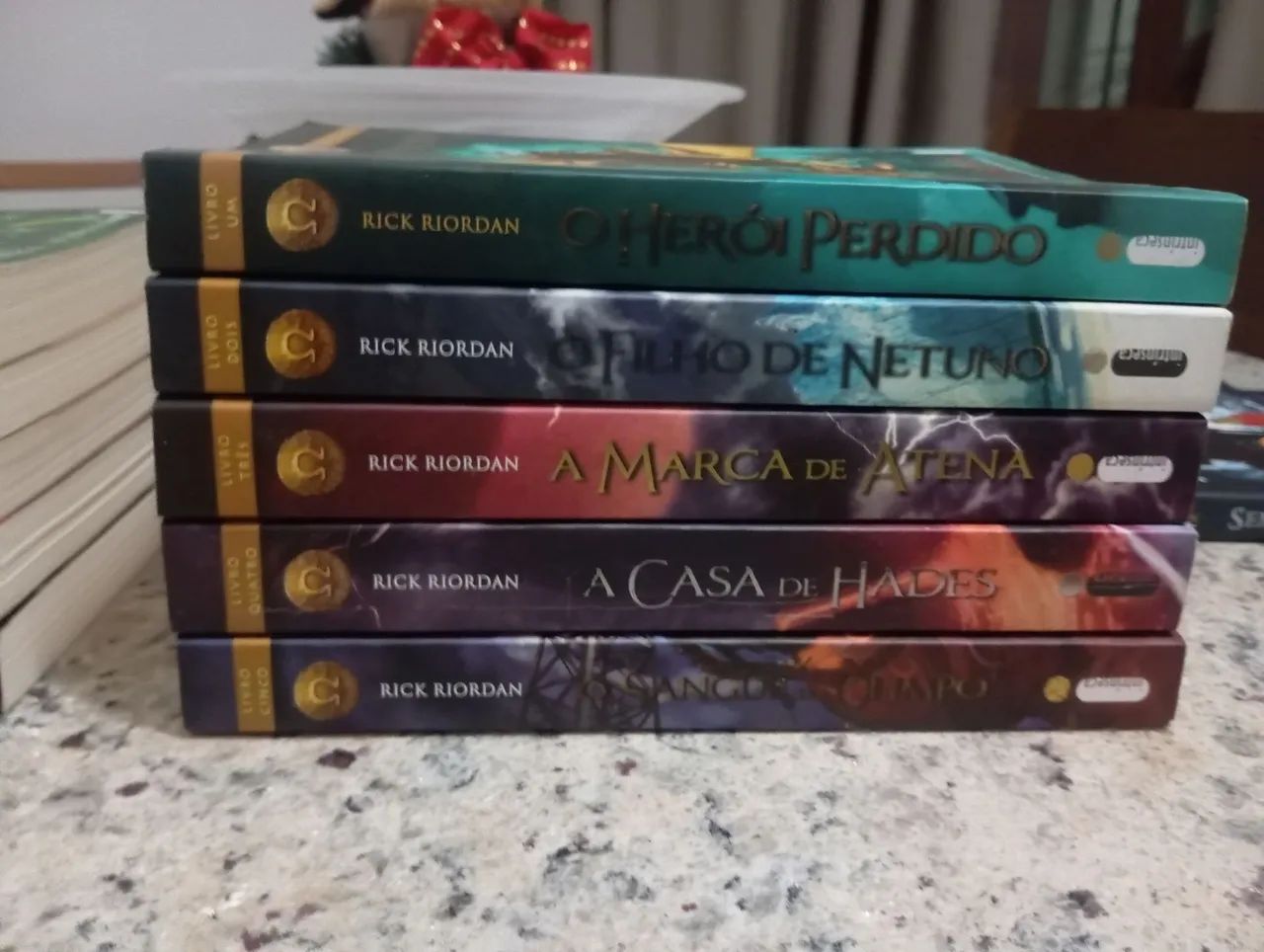 Coleçoes de livros Persey Jackson-Rick Riordan 