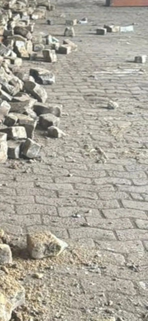 Bloquetes Usados à venda - Foto 3