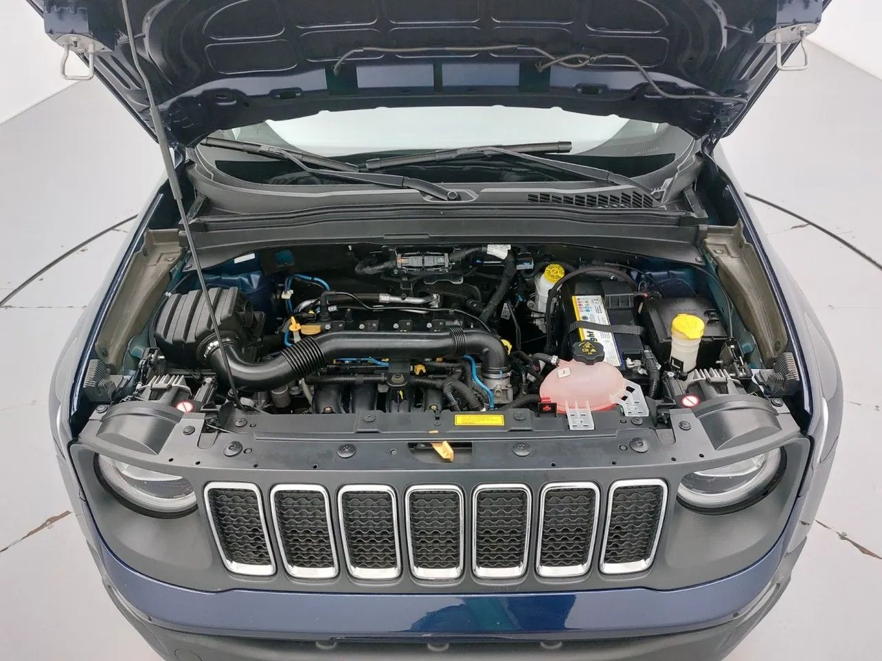 Jeep Renegade Longitude 1.8 4x2 Flex 16V Aut., foto 10 de 18