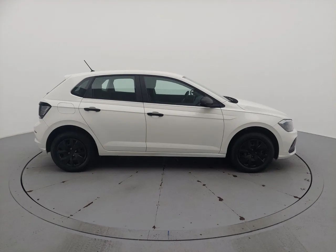 Volkswagen Polo Track 1.0 Flex 12V 5p, foto 6 de 18
