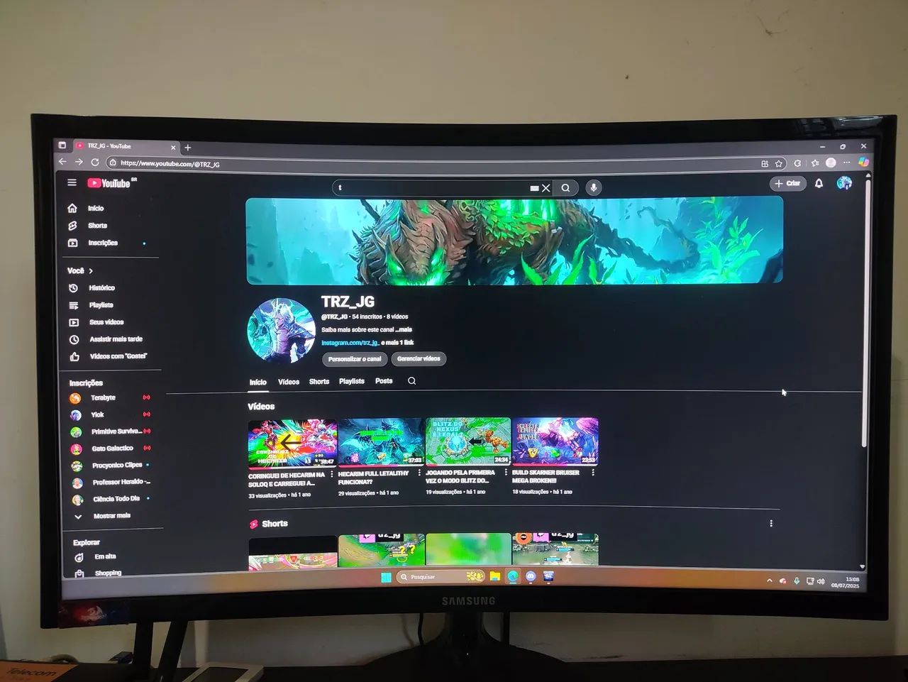 Monitor Samsung Curvo 24 polegadas Full HD 72hz - Modelo C24F390, ótimo estado!