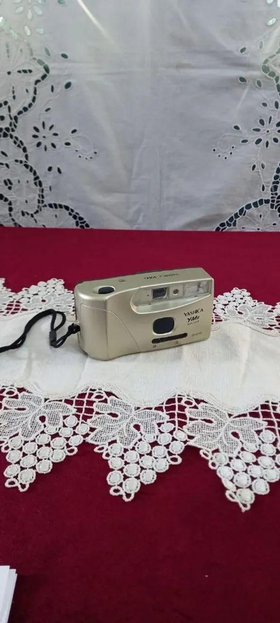 Câmera Yashica YM, item de colecionador