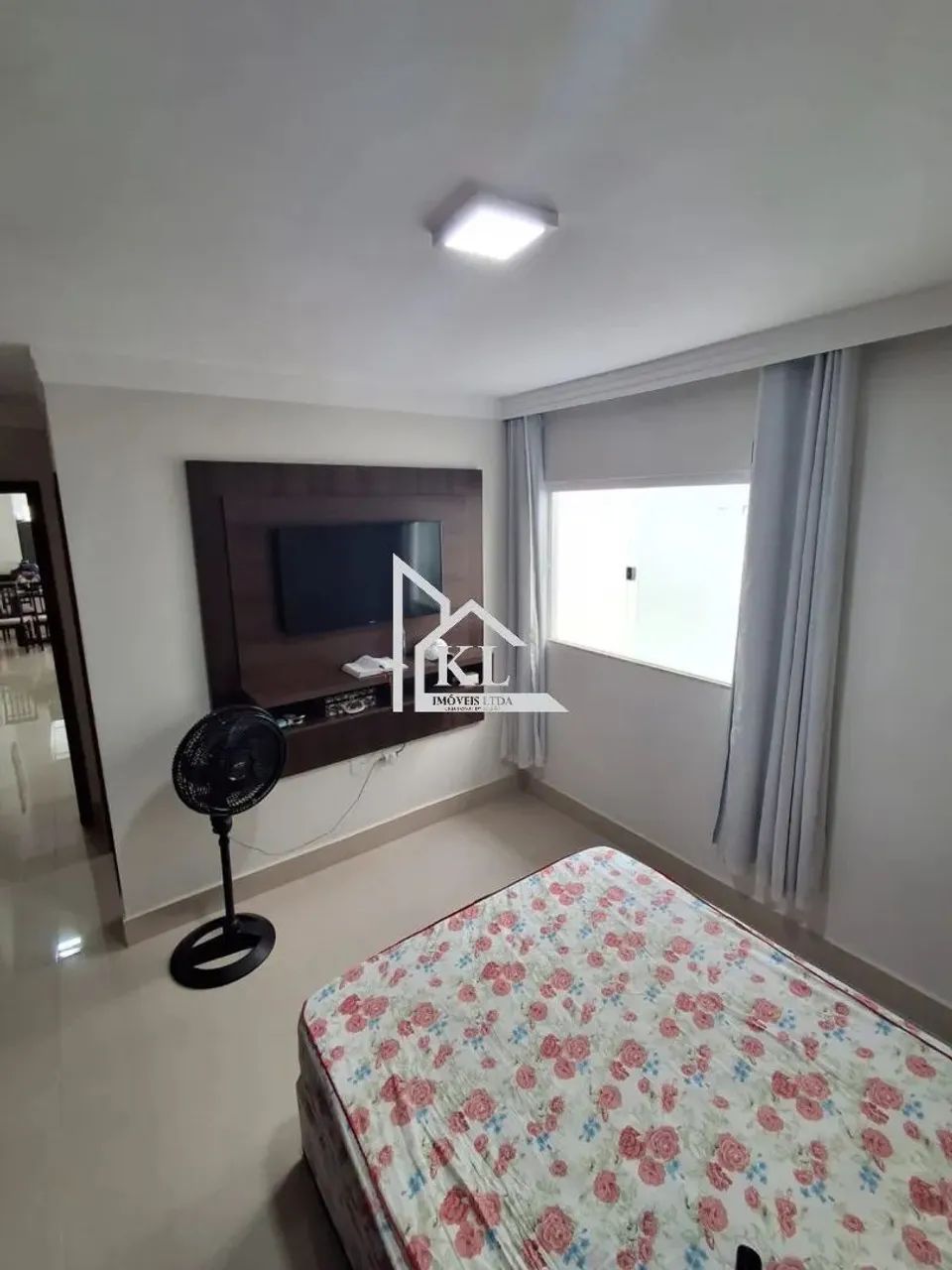 Belíssima casa - Porcelanato- 2 quartos (suíte) na Coophab. - Foto 13